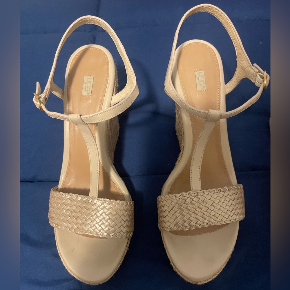 Literally brand new. Worn once. Size 10